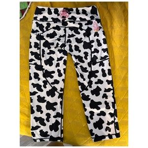 Feed Me Fight Me leggings